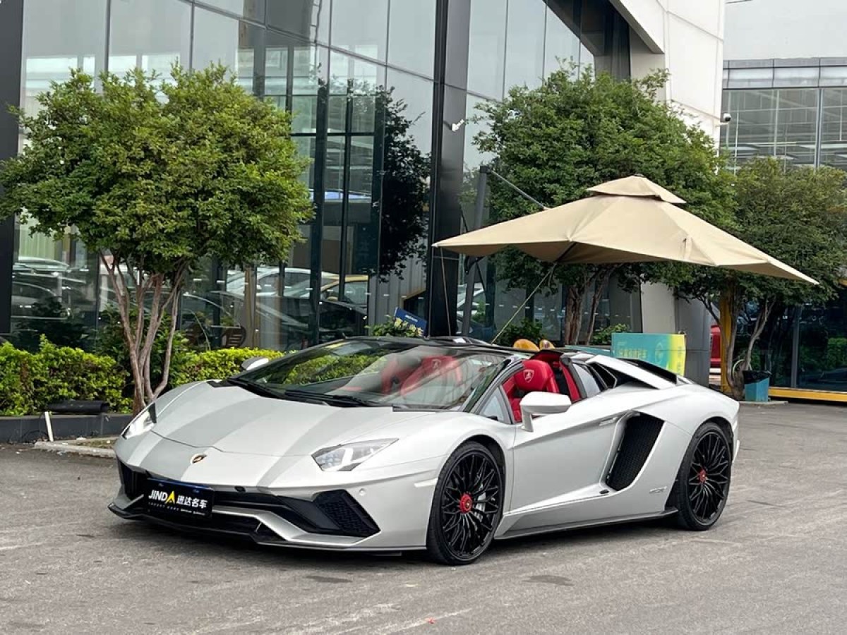 蘭博基尼 Aventador  2017款 Aventador S圖片