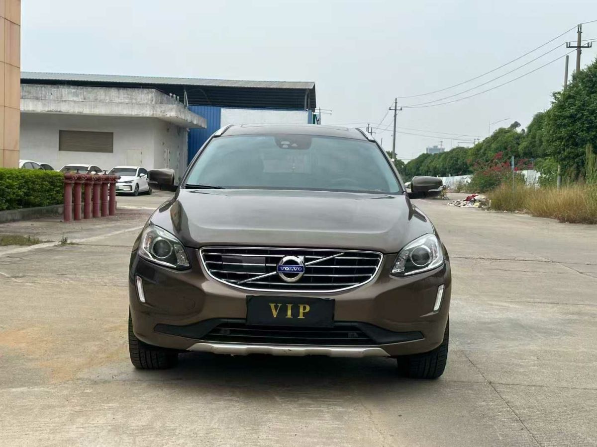 沃爾沃 XC60  2017款 2.0T T5 AWD 個(gè)性運(yùn)動(dòng)版圖片