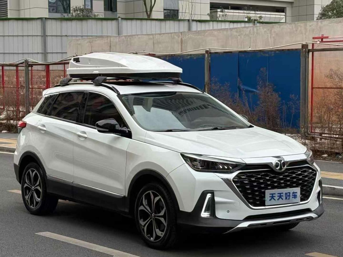 納智捷 優(yōu)6 SUV  2019款 1.6T 新創(chuàng)型圖片