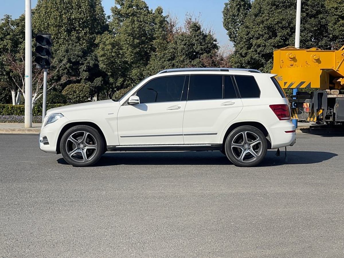 奔馳 奔馳GLK級(jí)  2015款 GLK 300 4MATIC 時(shí)尚型 極致版圖片