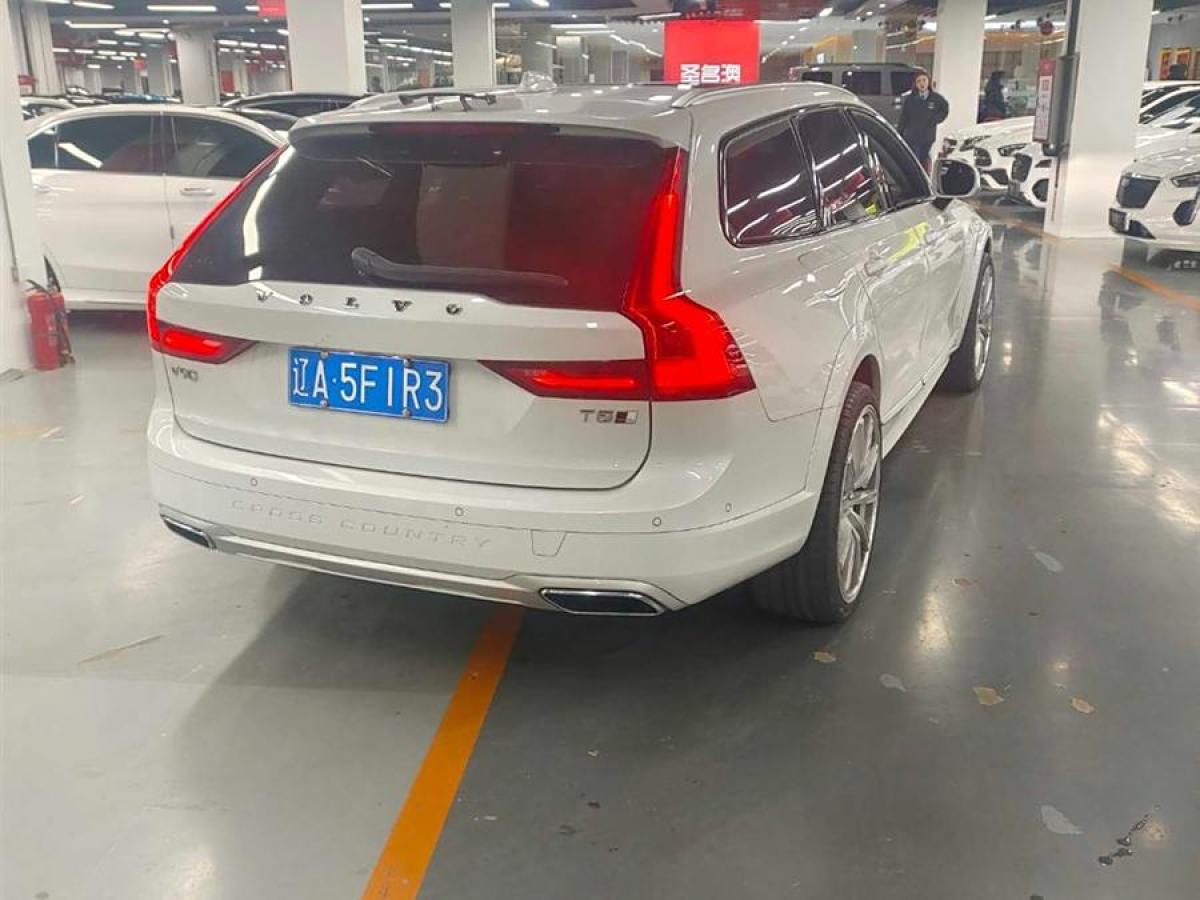 沃爾沃 V90  2020款 改款 Cross Country T5 AWD 智尊版圖片