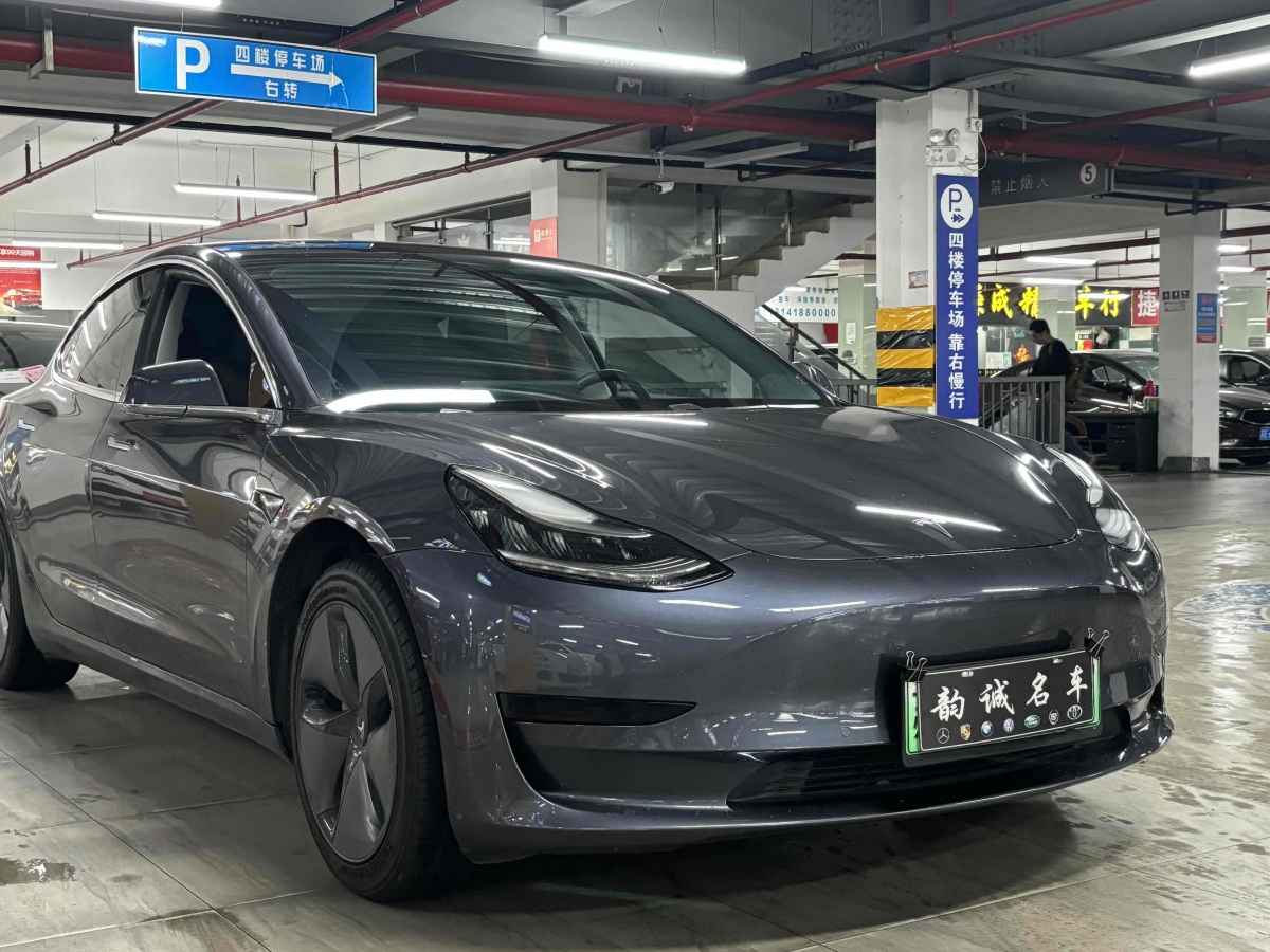 特斯拉 Model 3  2019款 標準續(xù)航后驅升級版圖片