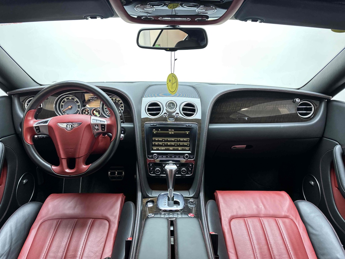 2015年4月宾利 欧陆  2014款 4.0T GT V8 S 标准版