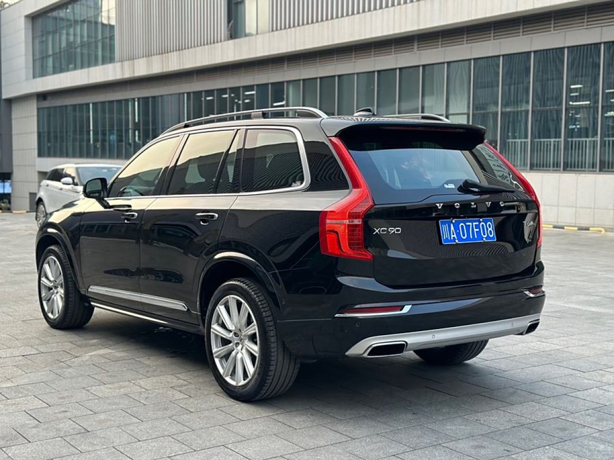 沃爾沃 XC90  2018款 T6 智尊版 7座圖片