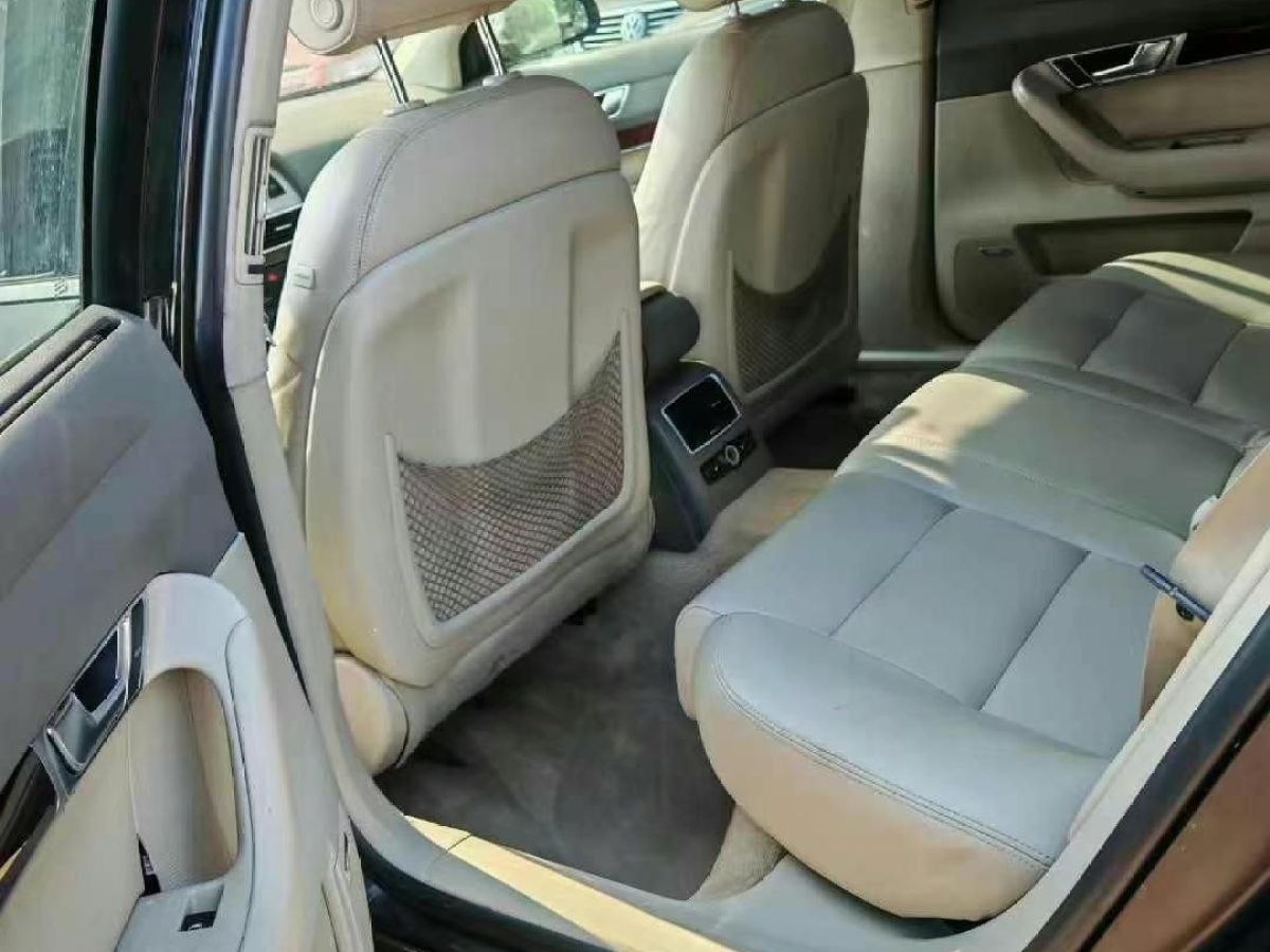 奧迪 奧迪A6L  2010款 A6L 2.8FSI 豪華型圖片