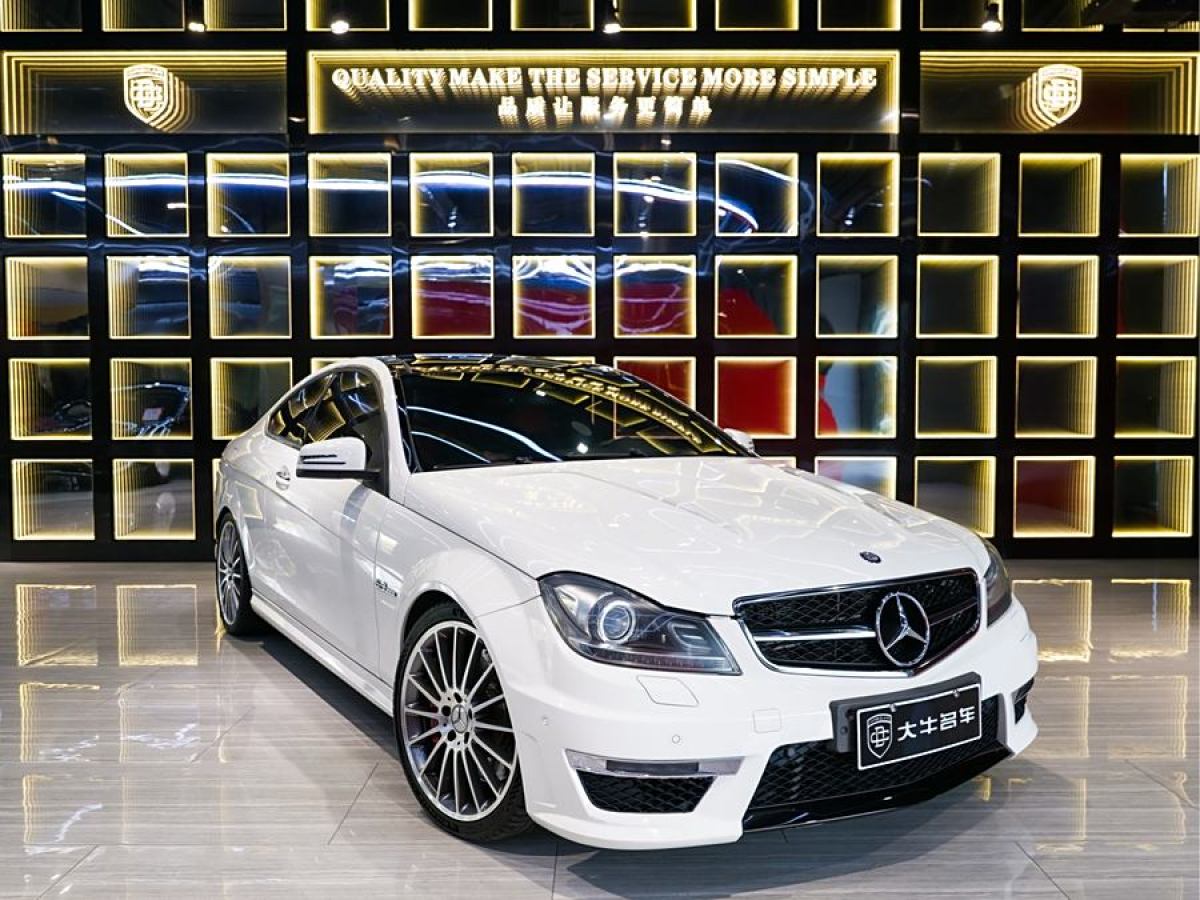 奔馳 奔馳C級AMG  2012款 AMG C 63 Coupe 高性能版圖片