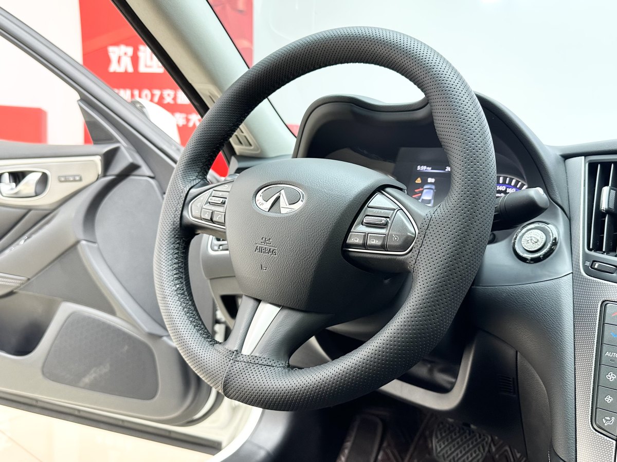 2016年9月英菲尼迪 Q50  2014款 2.0T 豪華版