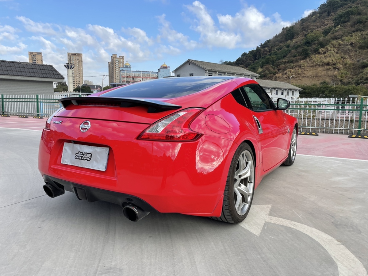 日產(chǎn) 370Z  2013款 3.7L Coupe圖片