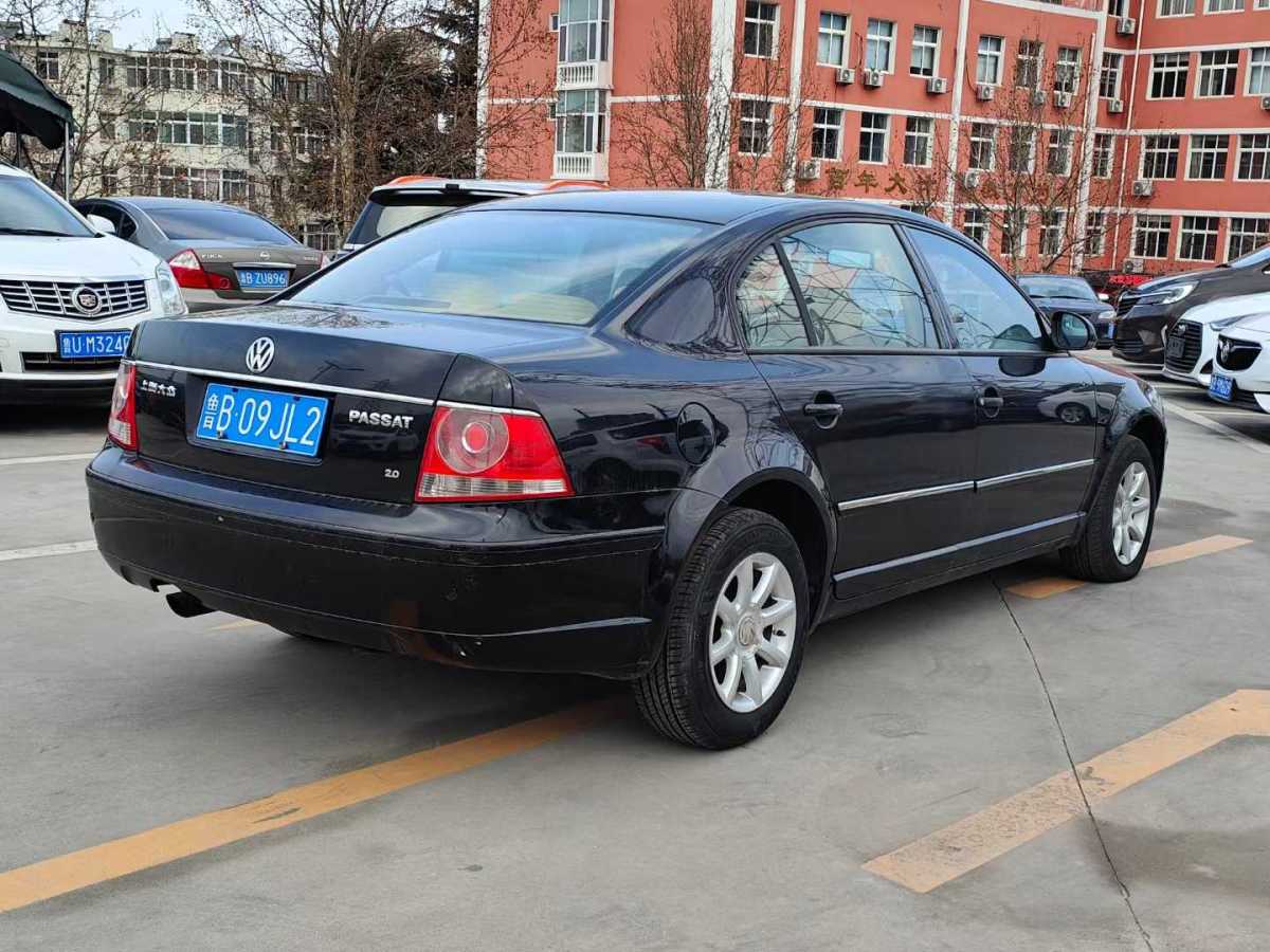 大眾 Passat領(lǐng)馭  2009款 2.0L MFI 自動尊享型圖片