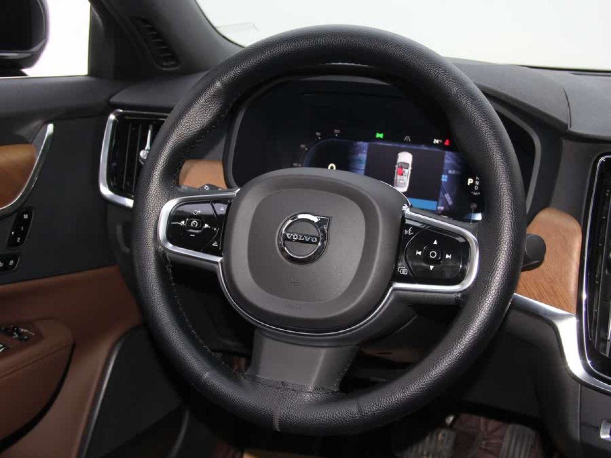 沃爾沃 S90  2022款 B5 智逸豪華版圖片