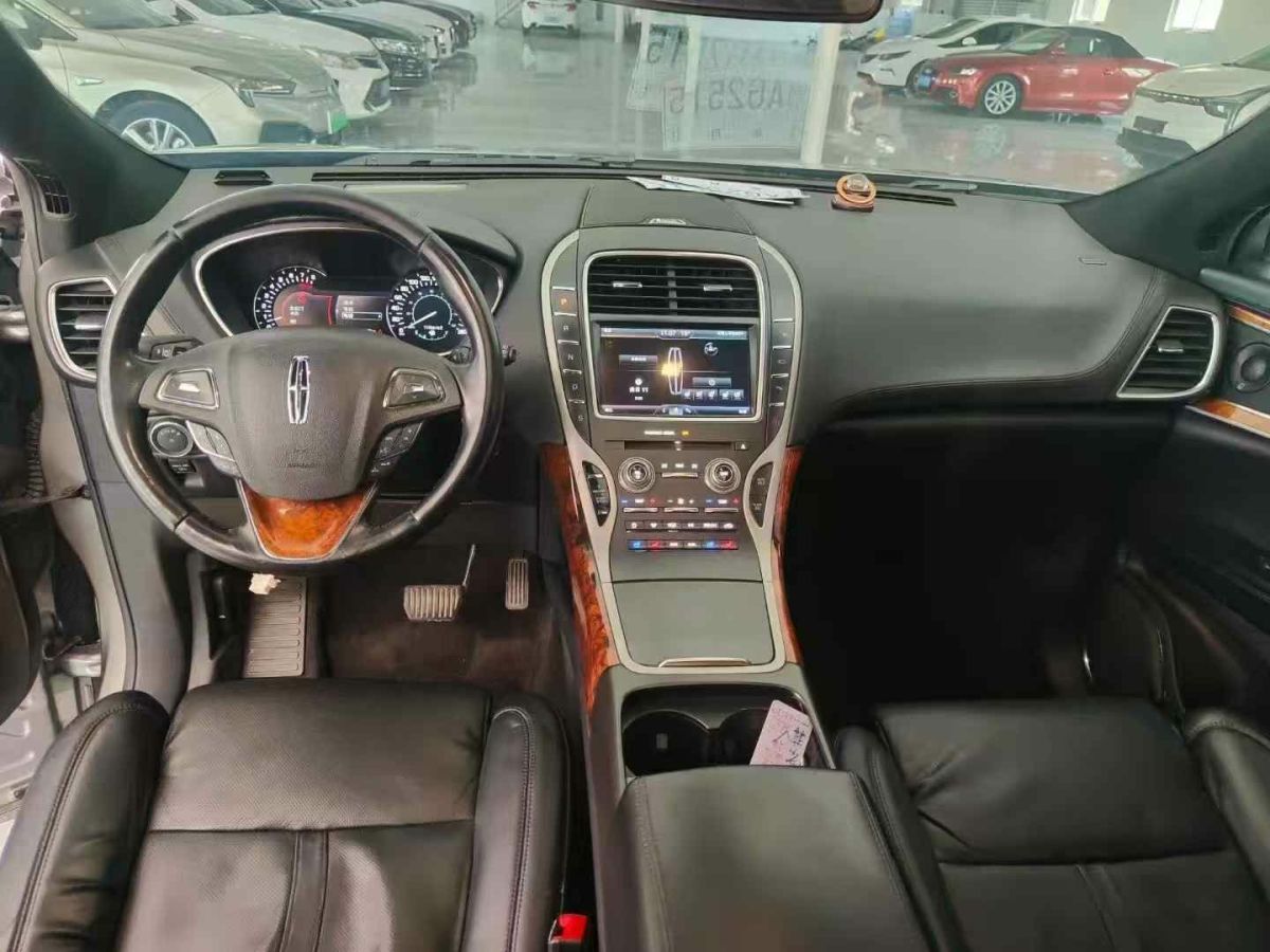 林肯 MKX  2017款 2.0T 兩驅(qū)尊享版圖片