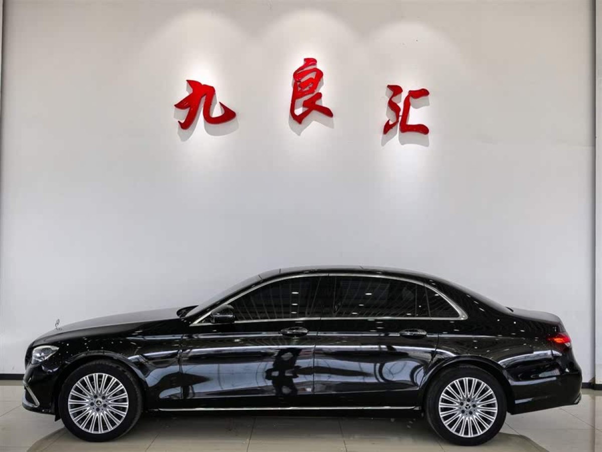 奔馳 奔馳E級(jí)  2021款 改款 E 300 L 時(shí)尚型圖片
