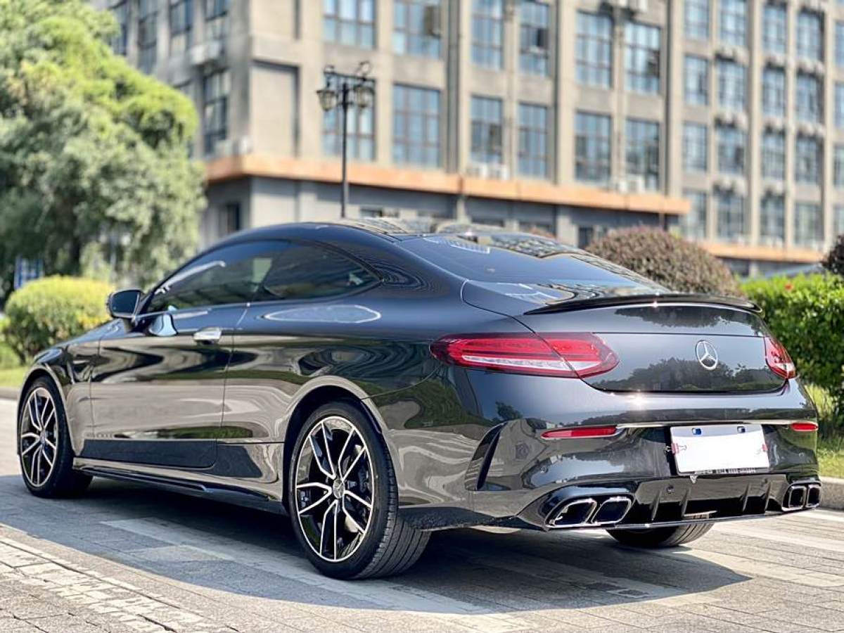 奔馳 奔馳C級AMG  2023款 AMG C 43 4MATIC 轎跑車圖片