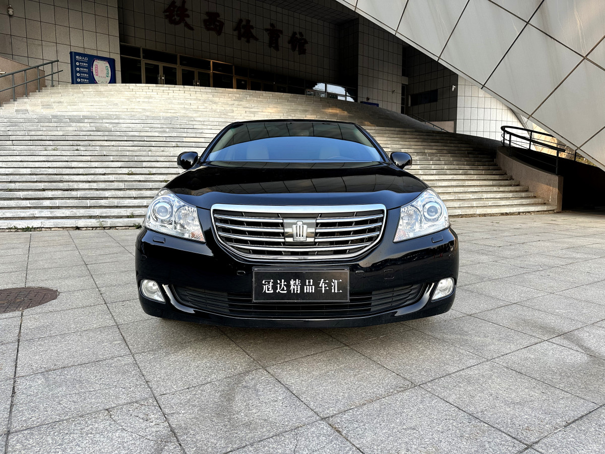 2011年11月豐田 皇冠  2010款 4.3L Royal Saloon VIP