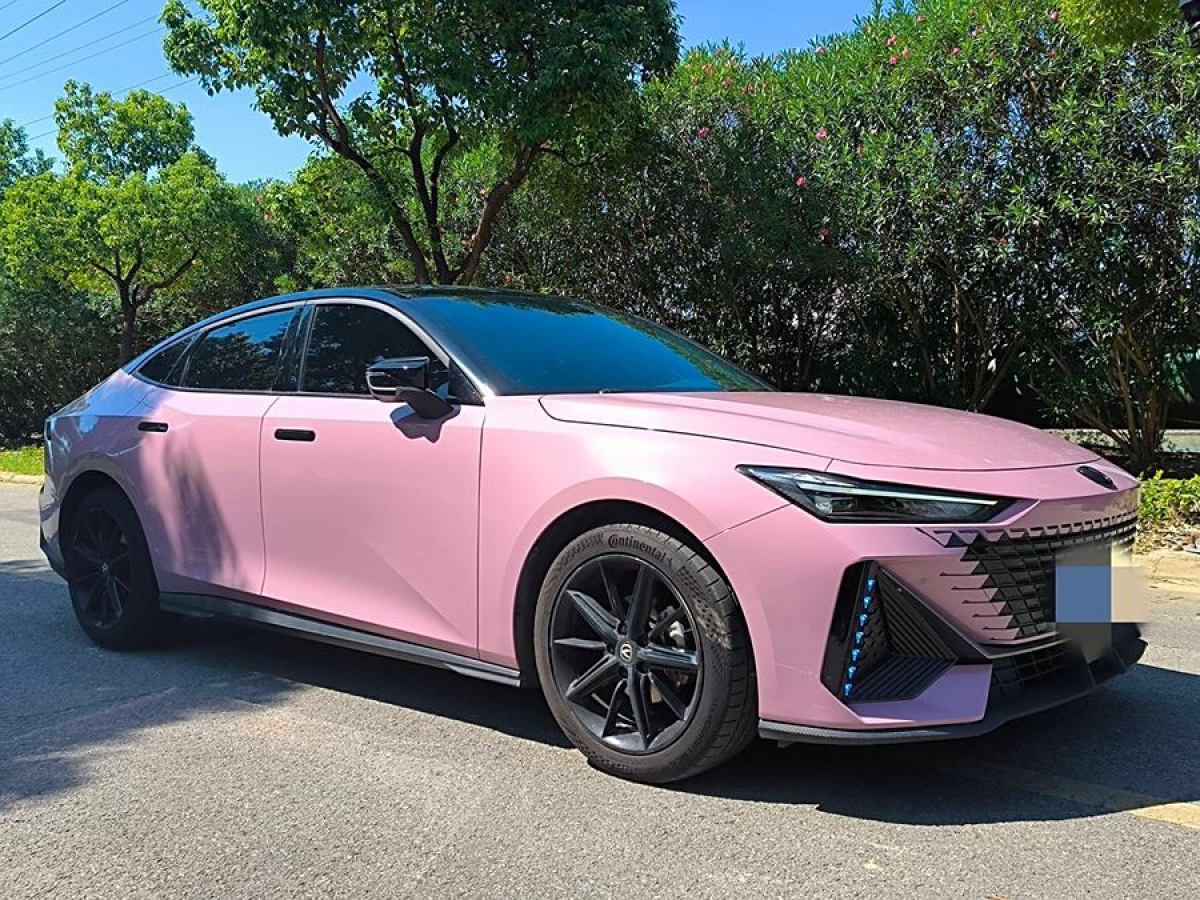 長(zhǎng)安 長(zhǎng)安UNI-V  2022款 1.5T 尊貴型圖片