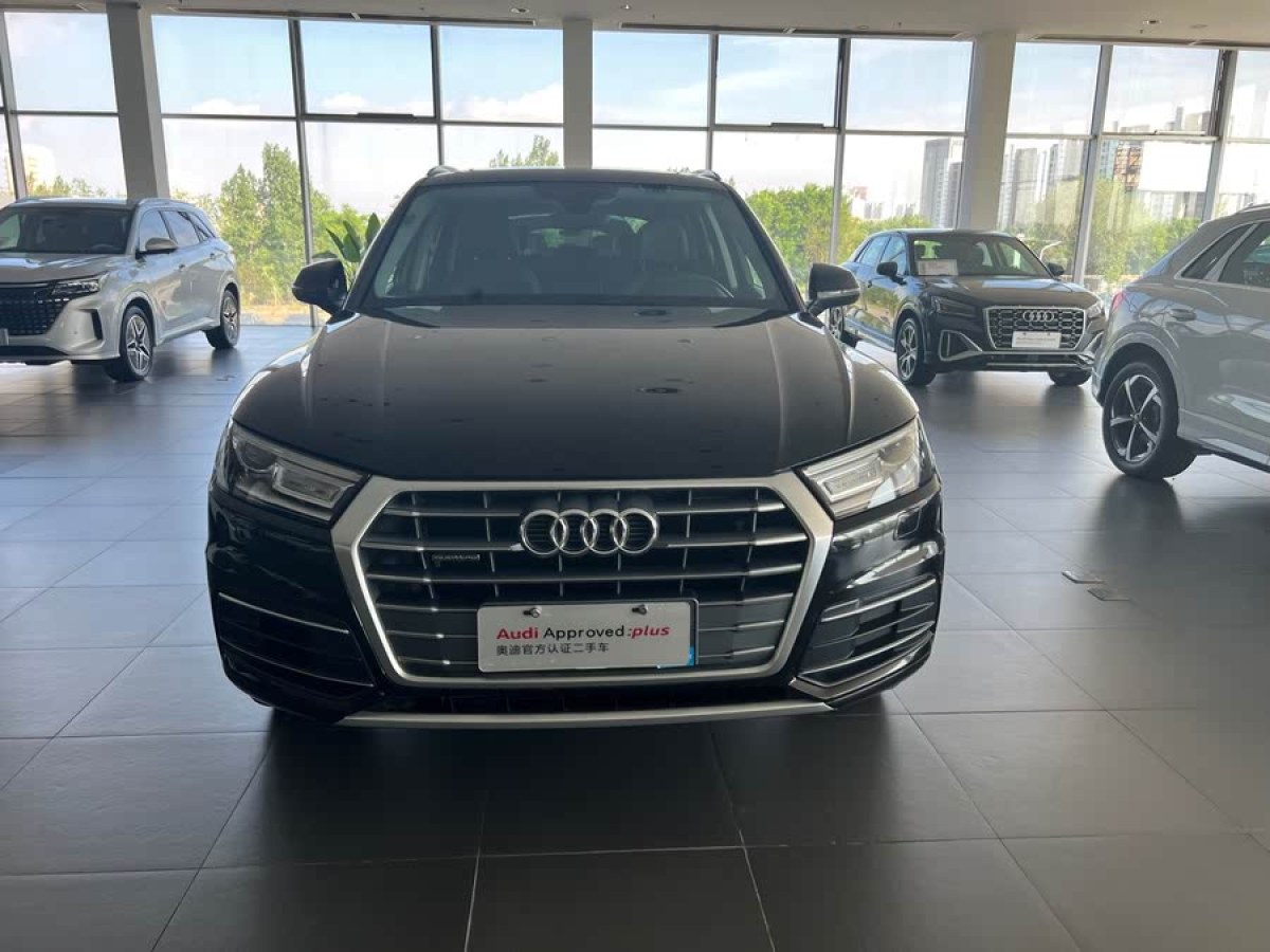 奧迪 奧迪Q5L  2020款 改款 40 TFSI 榮享進取型圖片