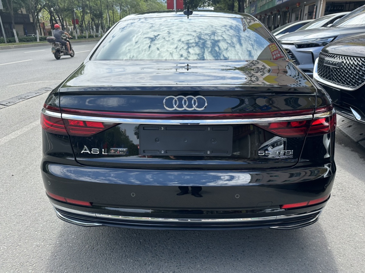 奧迪 奧迪A8  2024款 A8L 45 TFSI quattro 豪華型圖片