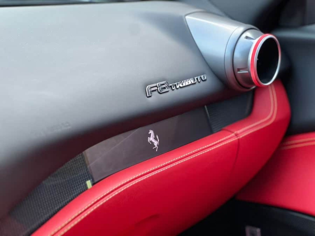 法拉利 F8 Tributo  2019款  3.9T V8圖片