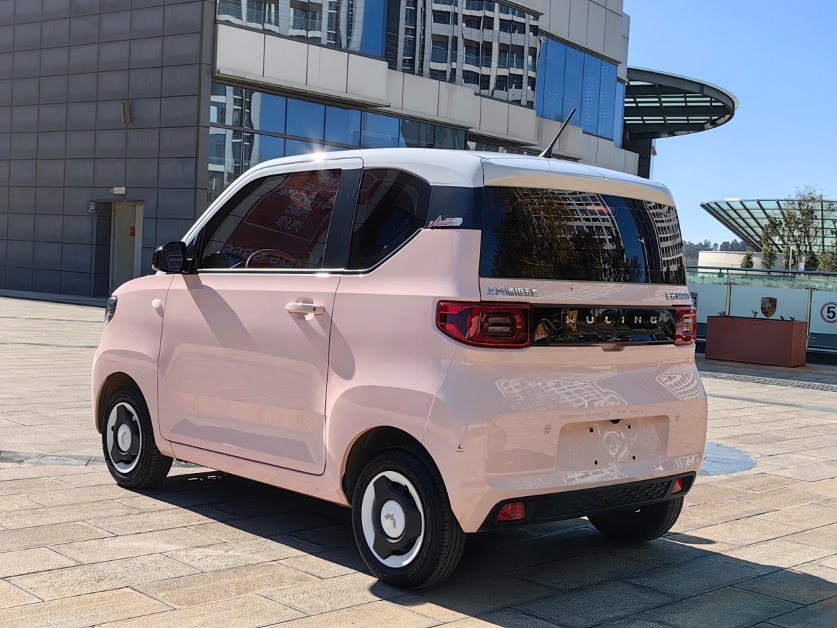 車輛圖片五菱汽車 宏光mini ev 2021款 馬卡龍夾心款 170km 磷酸鐵鋰