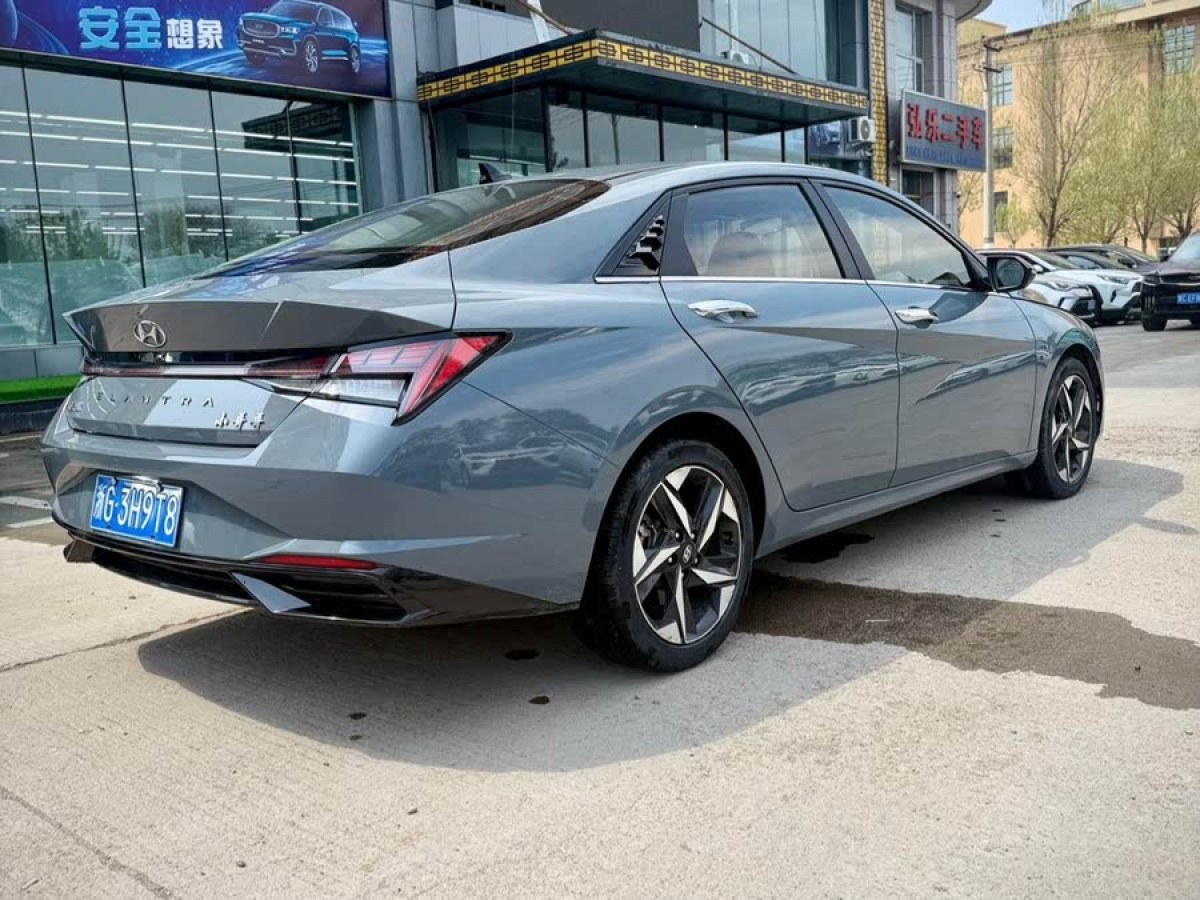 現(xiàn)代 伊蘭特  2021款 1.5L LUX尊貴版圖片