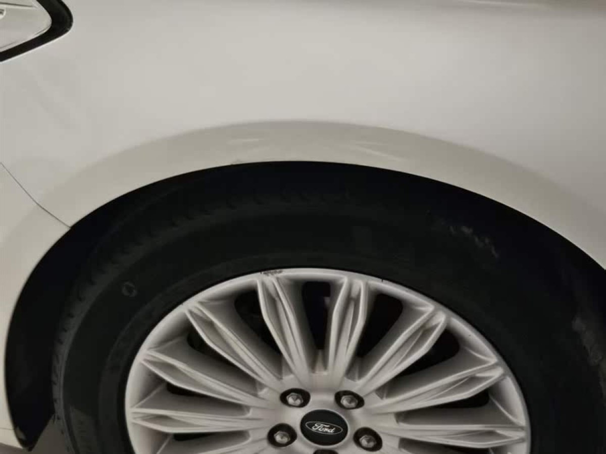 福特 蒙迪歐  2013款 2.0L GTDi200豪華型圖片