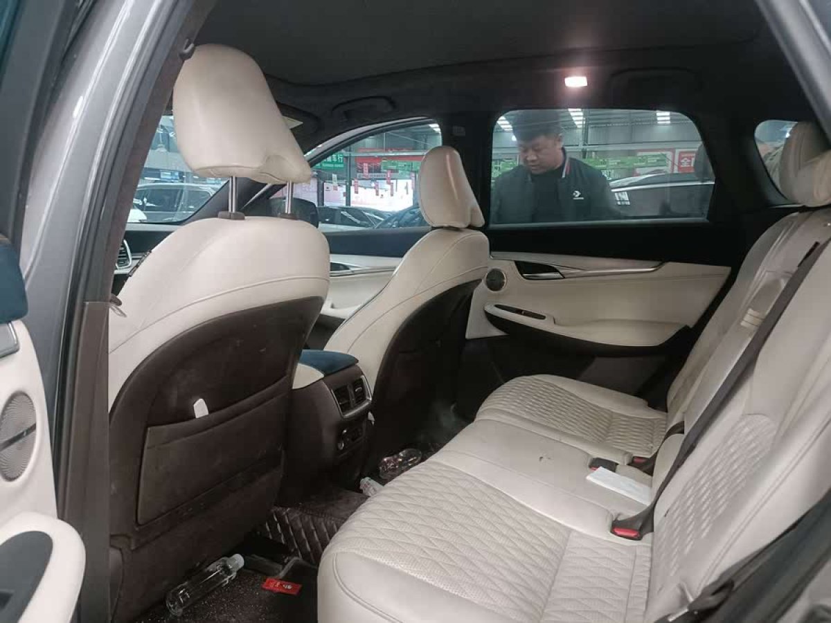 英菲尼迪 QX50  2018款 2.0T 四驅(qū)豪華版圖片