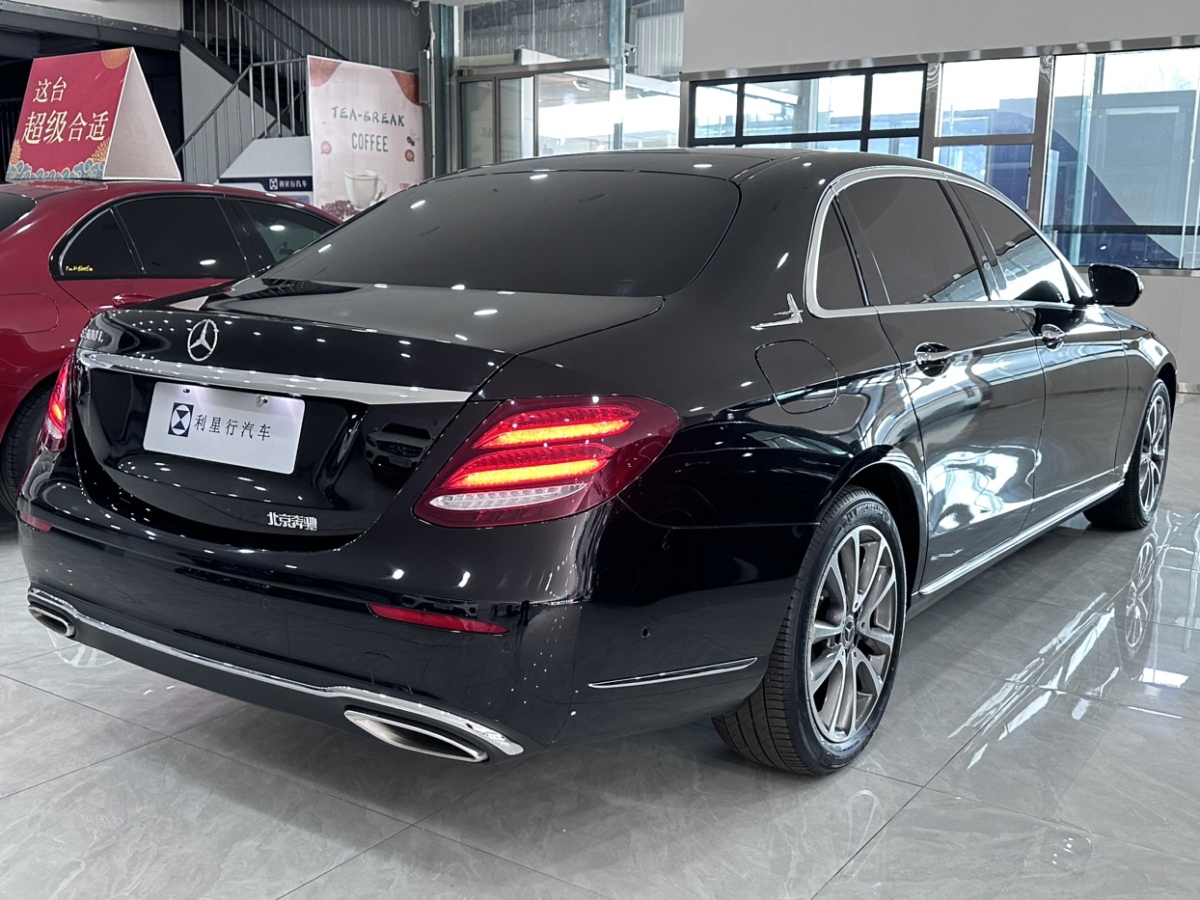 奔馳 奔馳E級  2019款 E 300 L 豪華型圖片