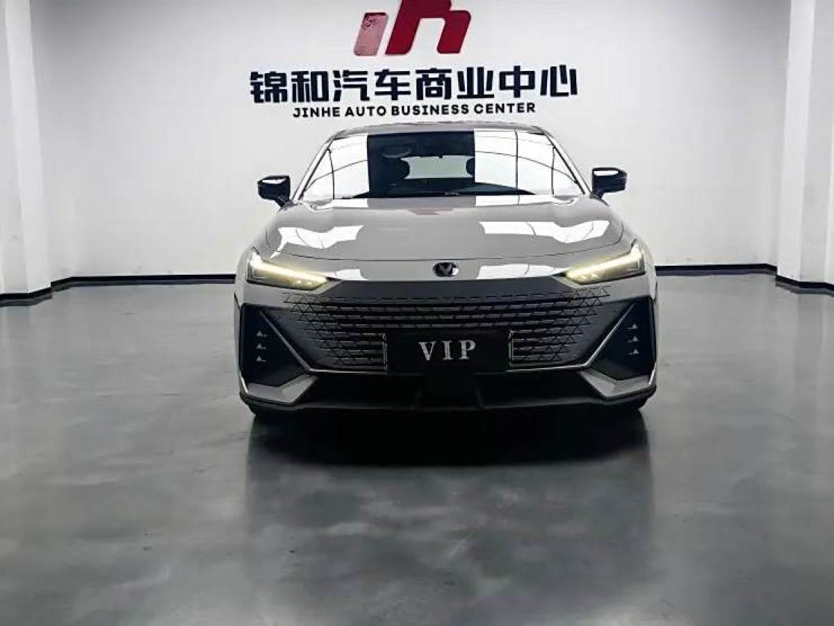 長(zhǎng)安 長(zhǎng)安UNI-V 智電iDD  2023款 智電iDD 1.5T 113km智趣型圖片