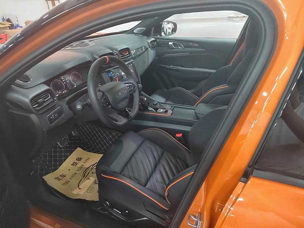 领克 领克02 Hatchback  2021款 2.0TD Halo 驾控套件版图片