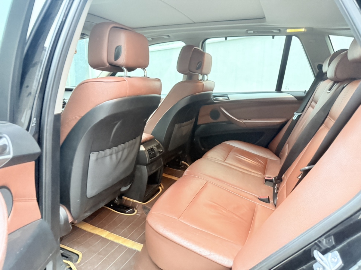 寶馬 寶馬X5  2013款 xDrive35i 領(lǐng)先型圖片