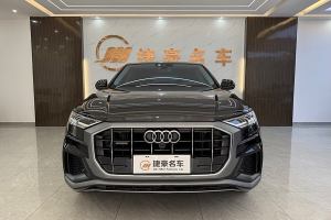 奥迪Q8 奥迪 55 TFSI 豪华动感型