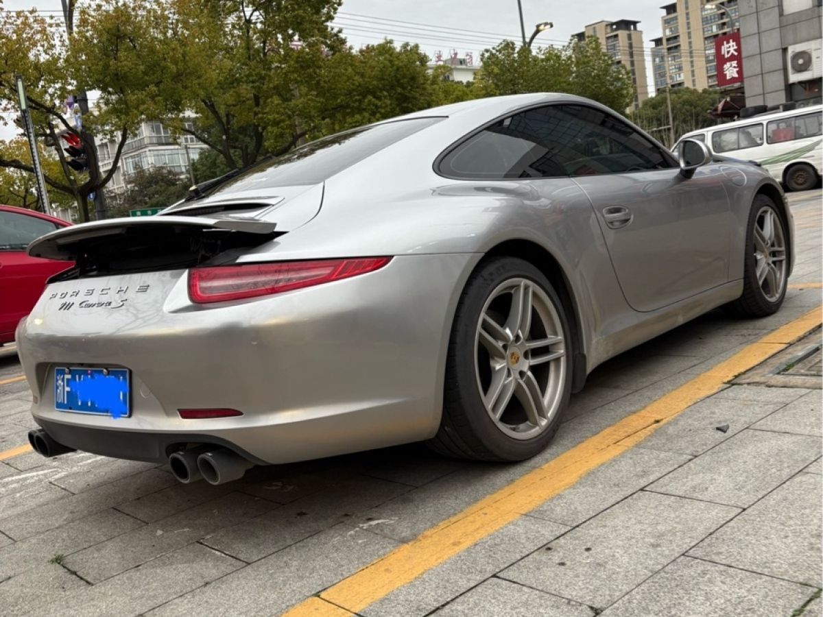 2014年3月保時(shí)捷 911  2013款 Carrera 4 3.4L