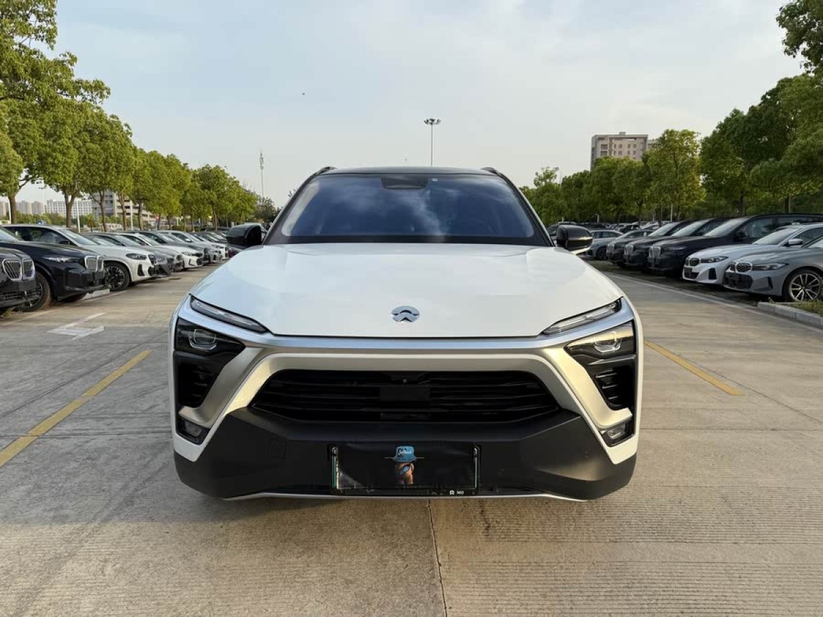 蔚來 ES8  2018款 355KM 基準版 六座版圖片