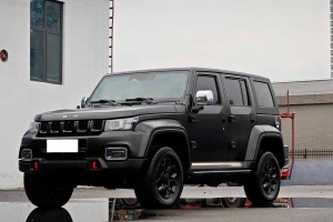 BJ40 北京 2.0T 自動四驅(qū)環(huán)塔冠軍版