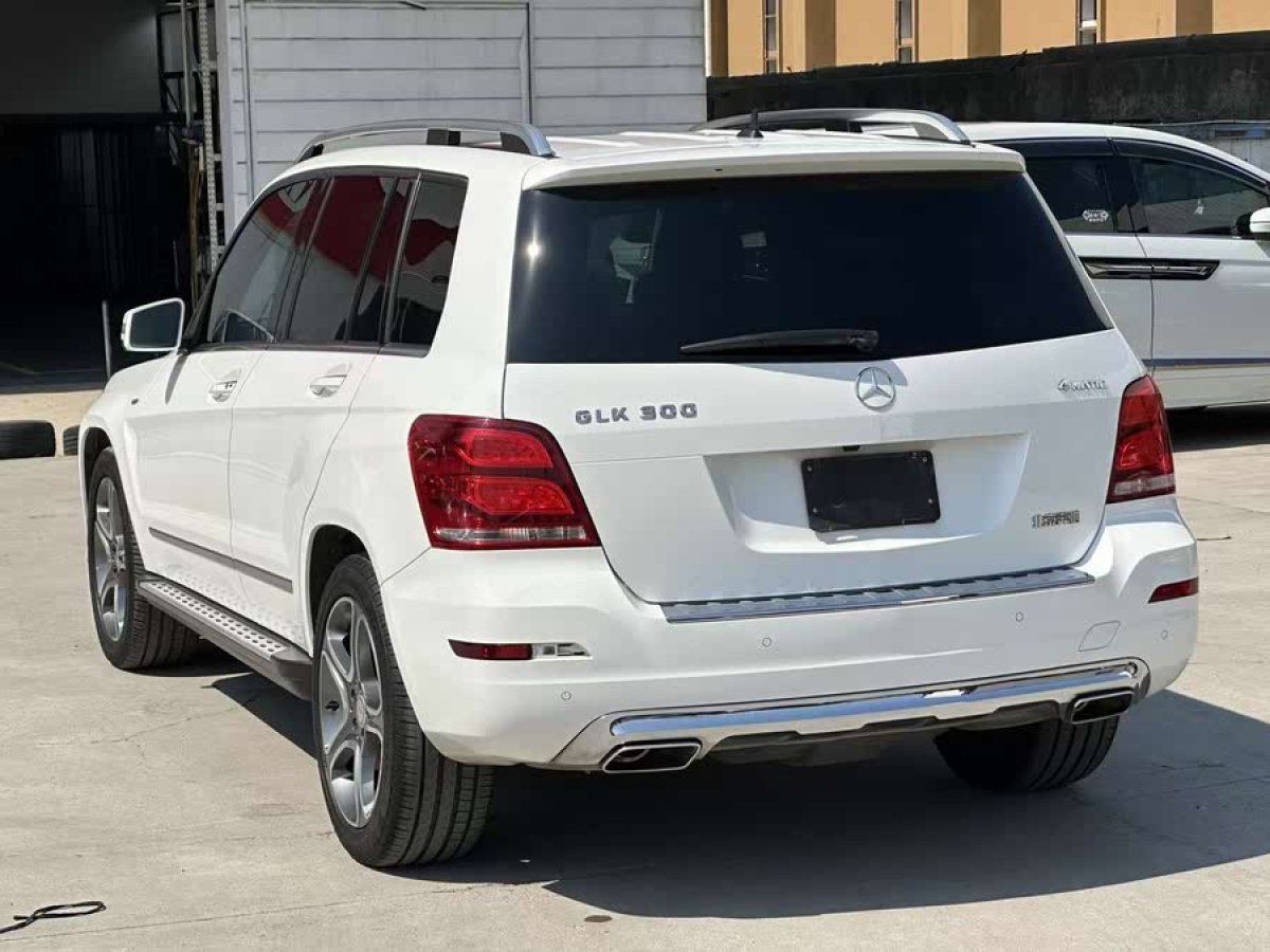 奔馳 奔馳GLK級(jí)  2015款 GLK 300 4MATIC 時(shí)尚型 極致版圖片