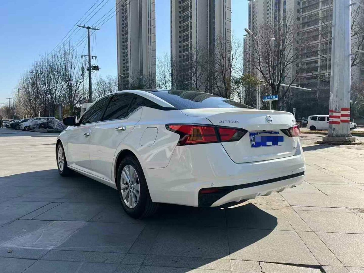 日產(chǎn) 天籟  2019款 2.0L XE 時尚版圖片