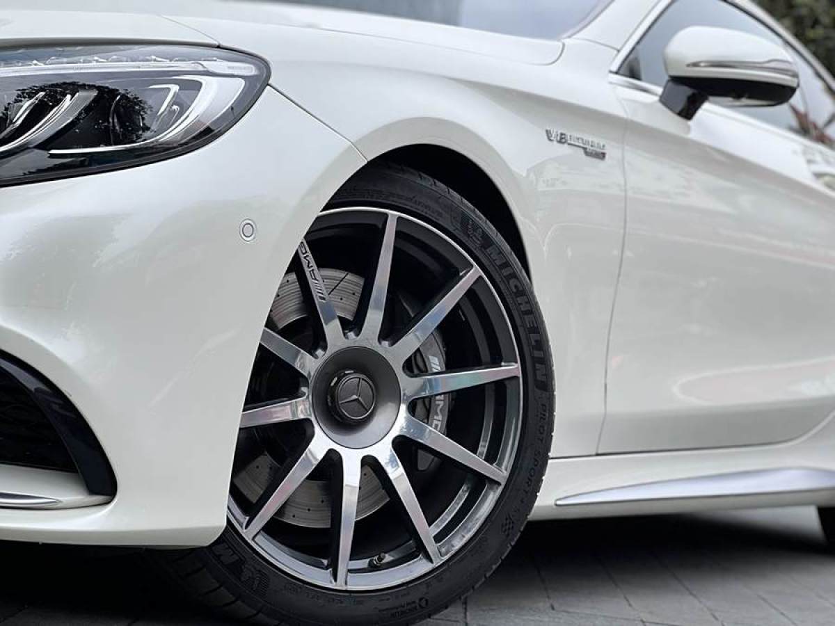 2015年8月奔馳 奔馳S級AMG  2015款 AMG S 63 4MATIC Coupe