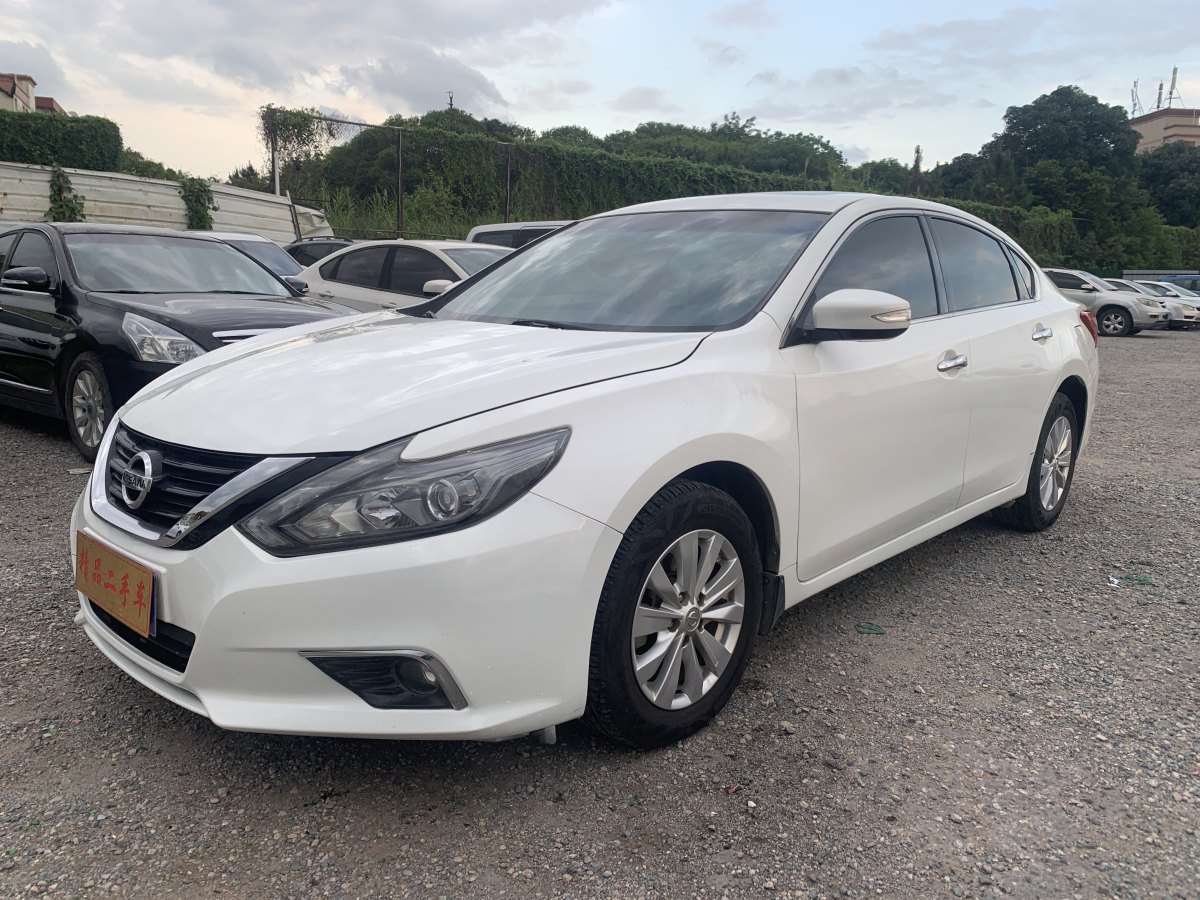 日產(chǎn) 天籟  2016款 改款 2.0L XL舒適版圖片