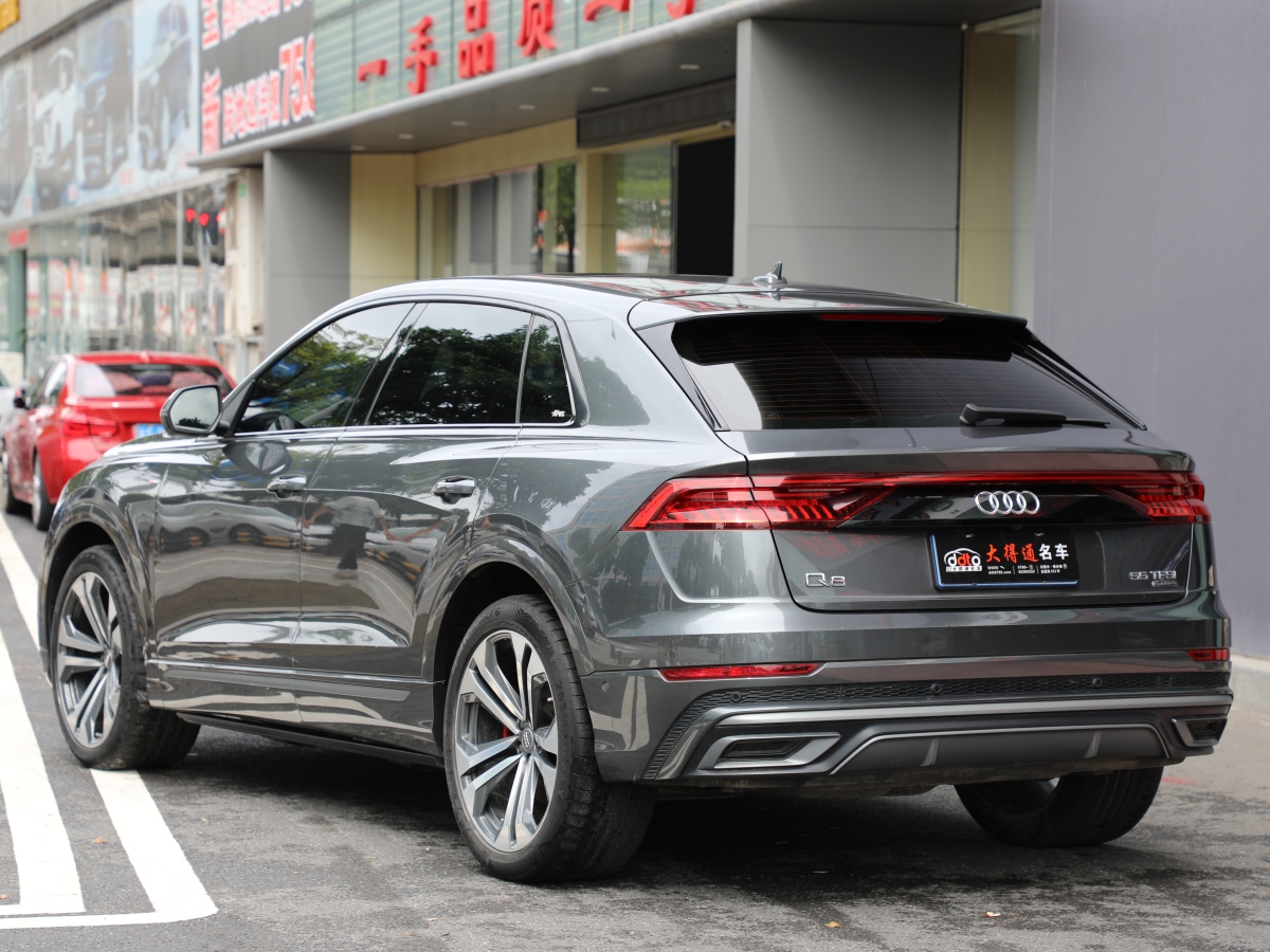 奥迪 奥迪Q8  2019款 55 TFSI 至尊限量版图片