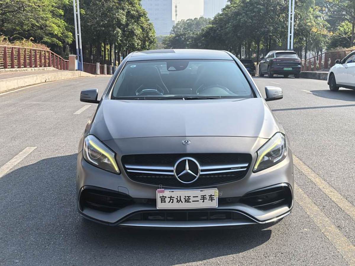 奔馳 奔馳A級(jí)AMG  2017款 2017款 改款 AMG A 45 4MATIC 國(guó)VI圖片