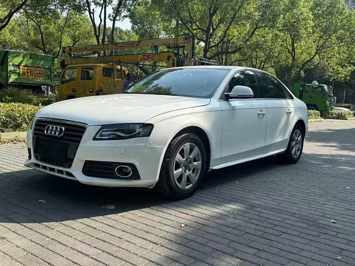 奧迪 奧迪A4L  2012款 2.0 TFSI 自動(dòng)舒適型圖片