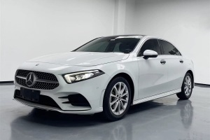 奔馳A級(jí) 奔馳 改款 A 180 L 運(yùn)動(dòng)轎車(chē)
