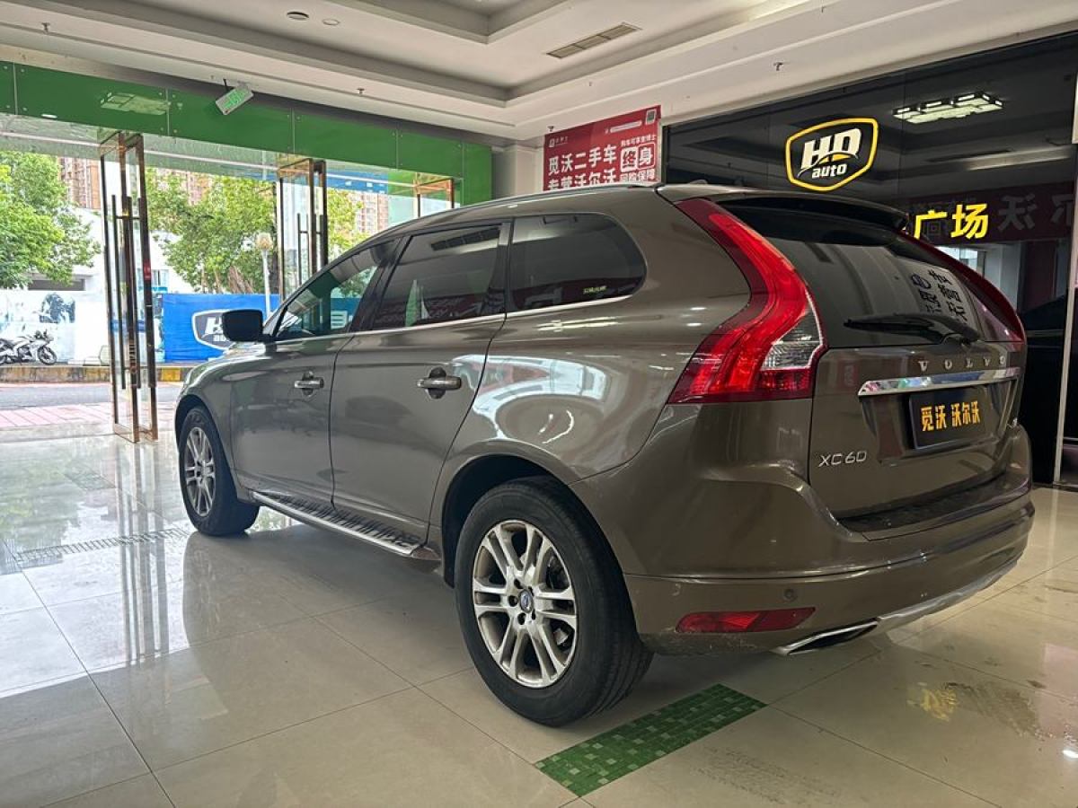 沃爾沃 XC60  2015款 T5 智進(jìn)版圖片