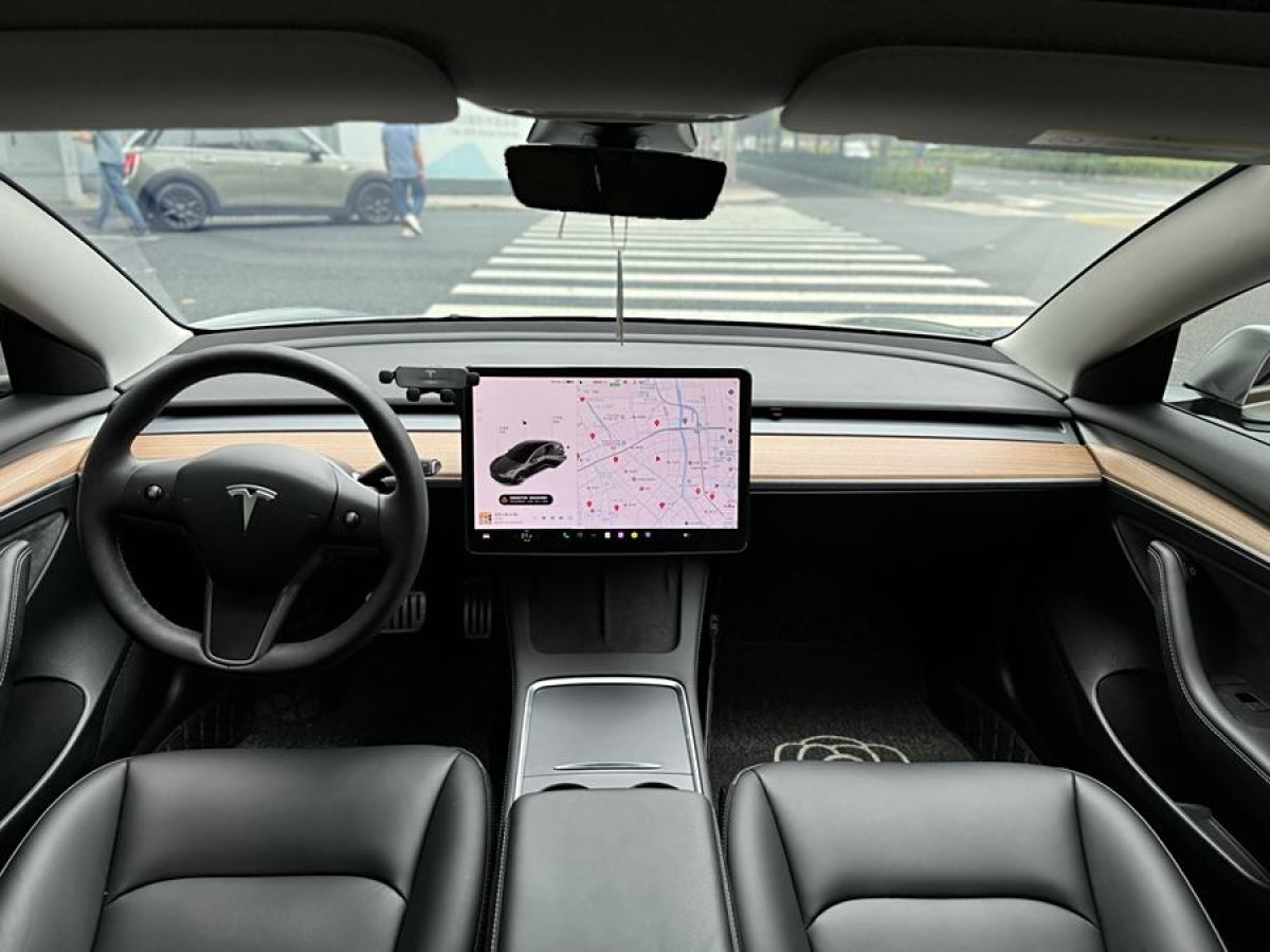 2022年12月特斯拉 Model 3  2022款 Performance高性能全輪驅(qū)動(dòng)版