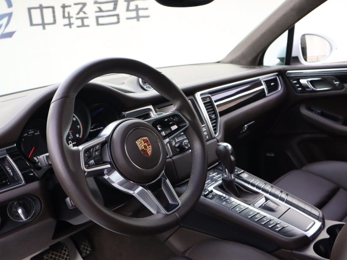 保时捷 Macan  2014款 Macan Turbo 3.6T图片