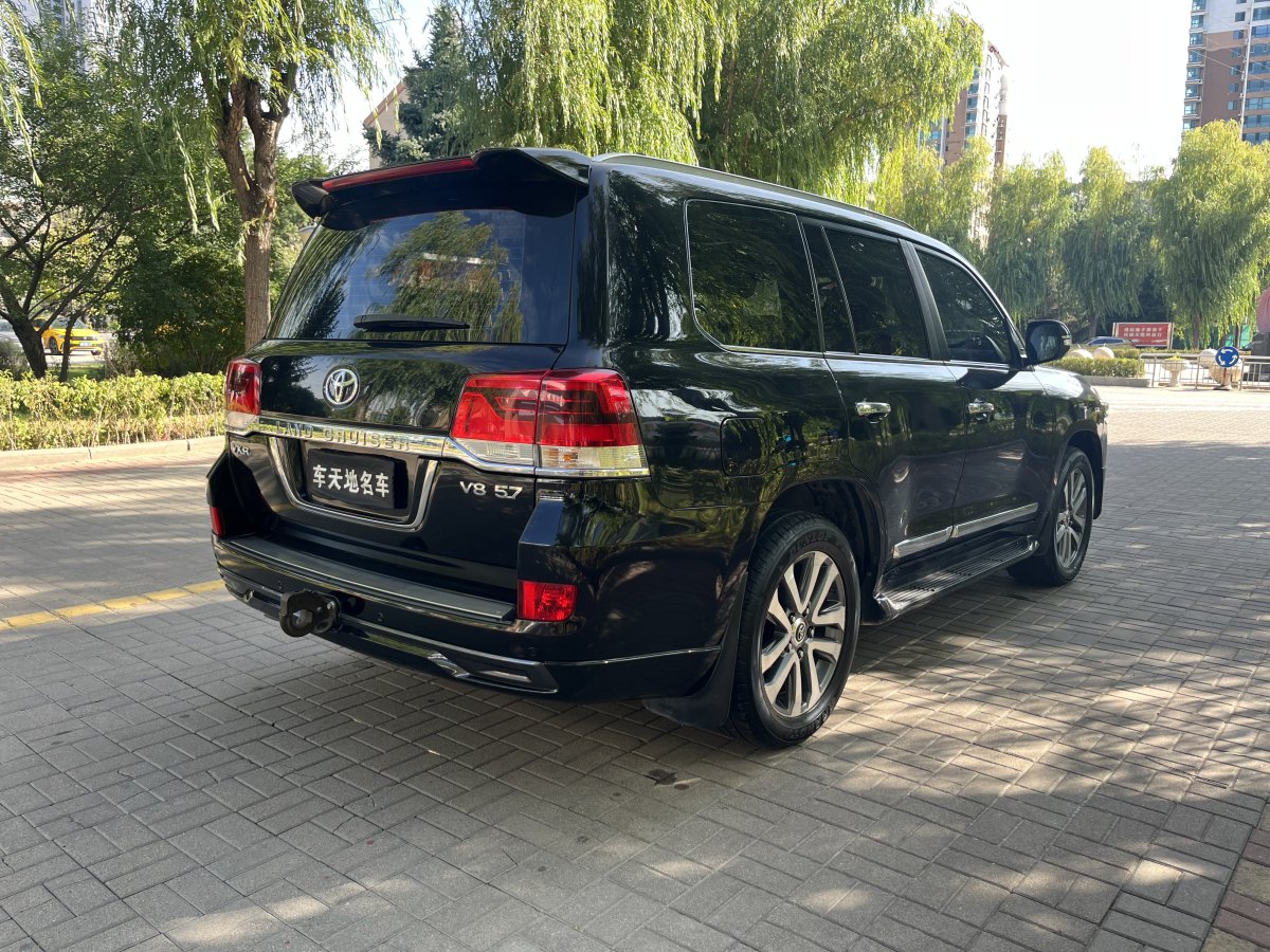 豐田 蘭德酷路澤  2018款 5.7L VX-R 12氣 底升(中東版)圖片