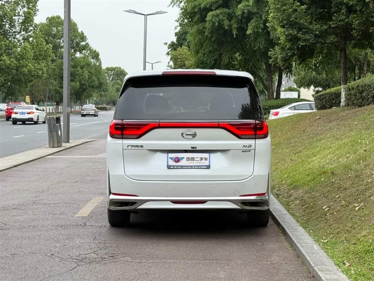 廣汽傳祺 M8  2024款 領(lǐng)秀系列 390T 尊享版圖片