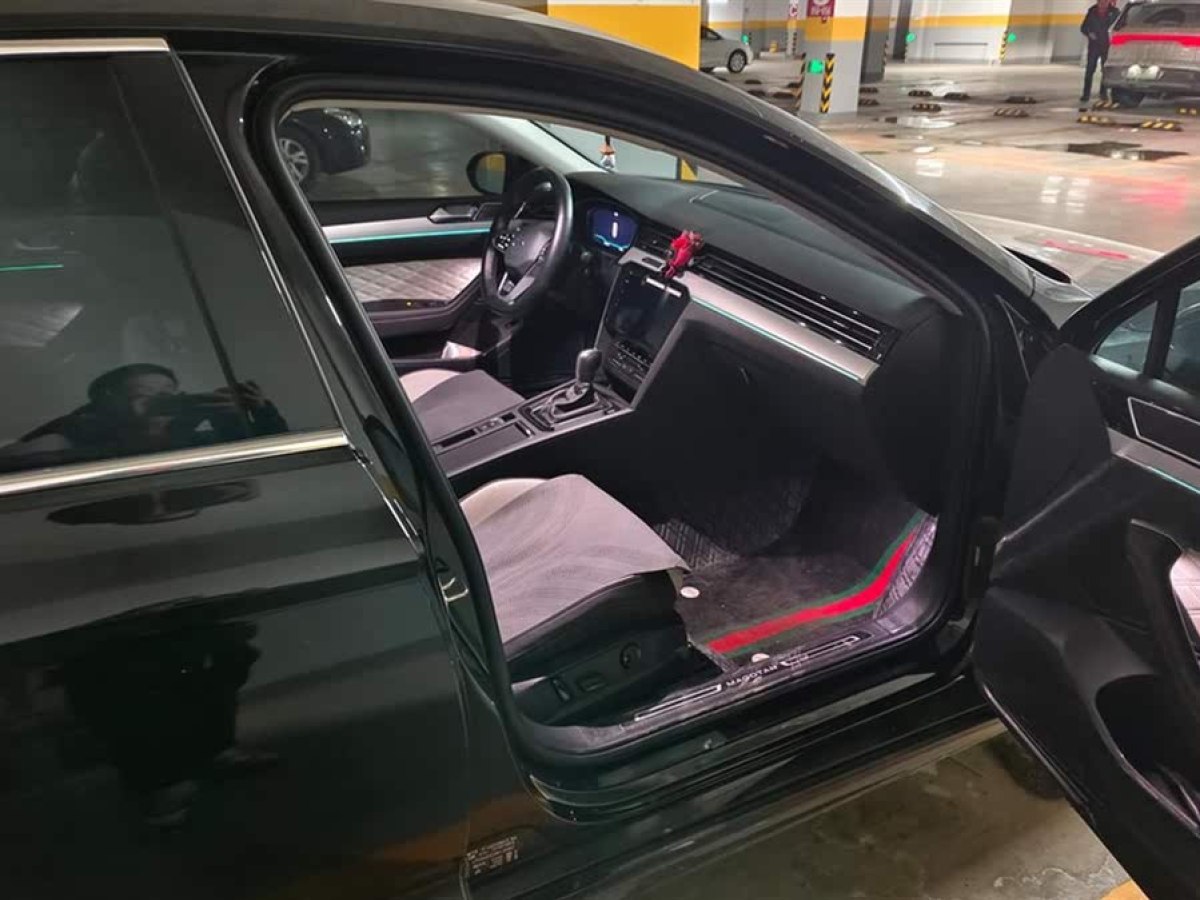 大眾 邁騰  2023款 200萬輛紀念版 330TSI DSG豪華型圖片