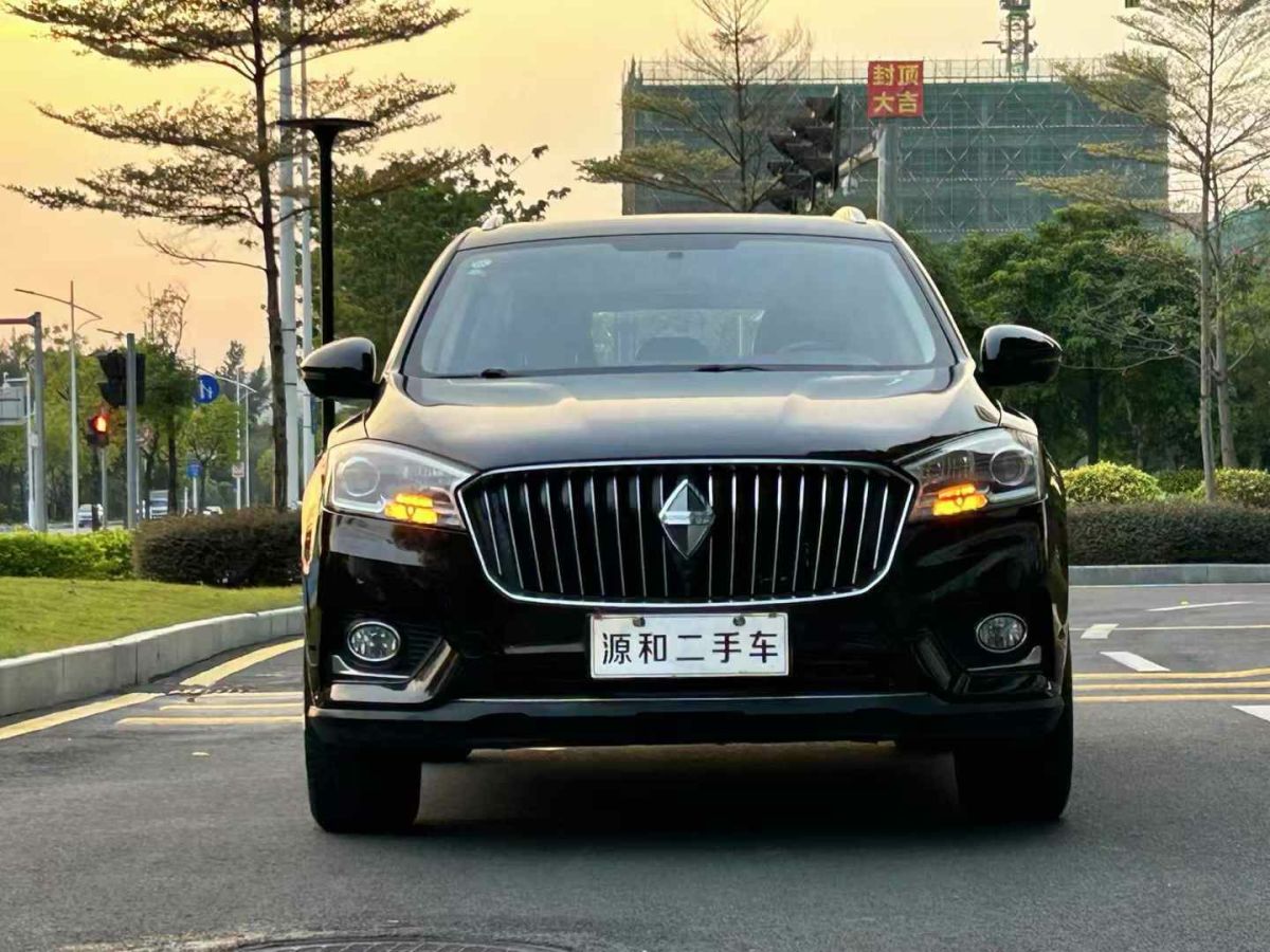 寶駿 730  2019款 1.5L 手動(dòng)時(shí)尚型 7座圖片