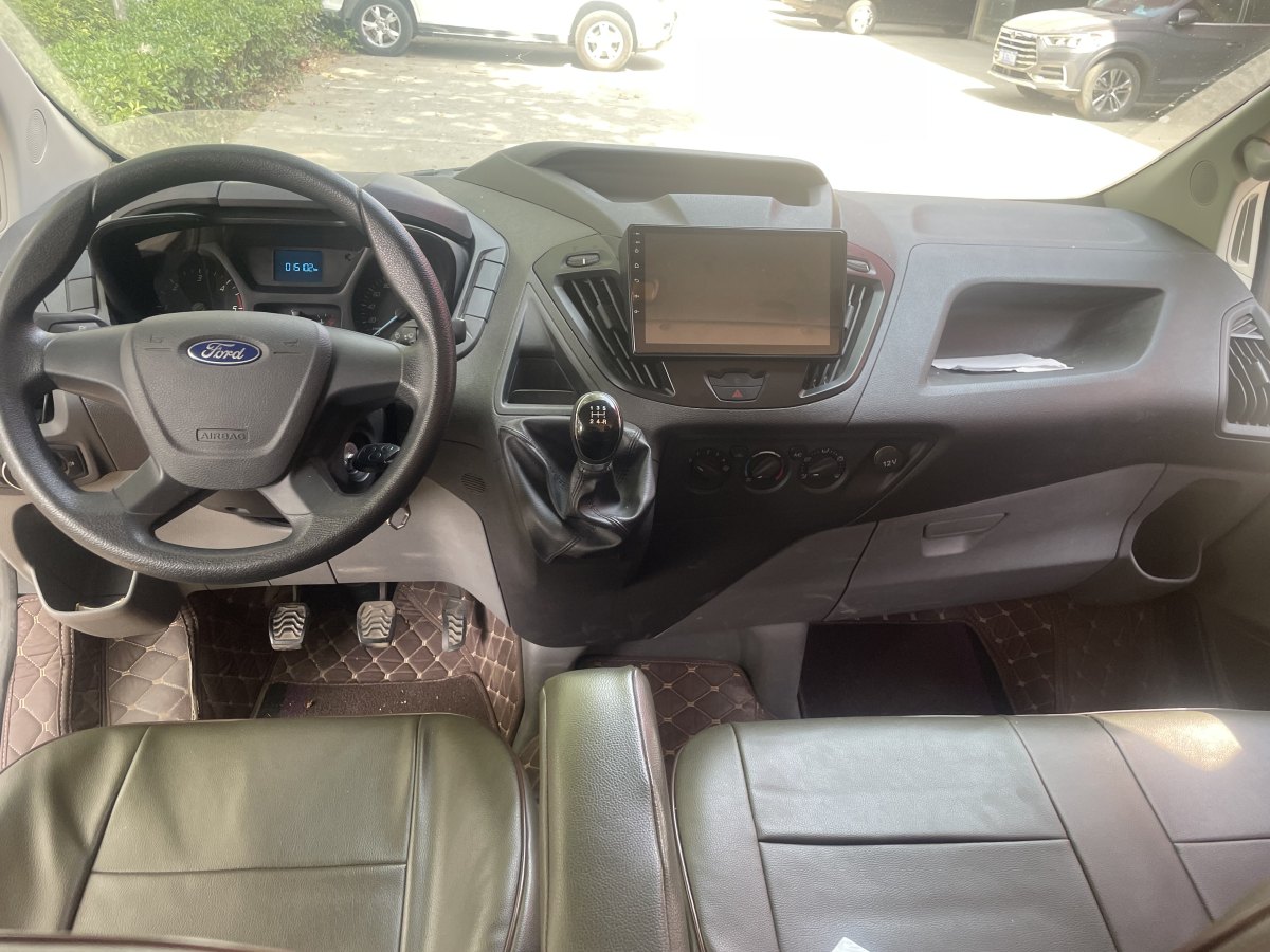 福特 全順  2019款 2.0T柴油多功能商用車短軸低頂6座國(guó)VI圖片